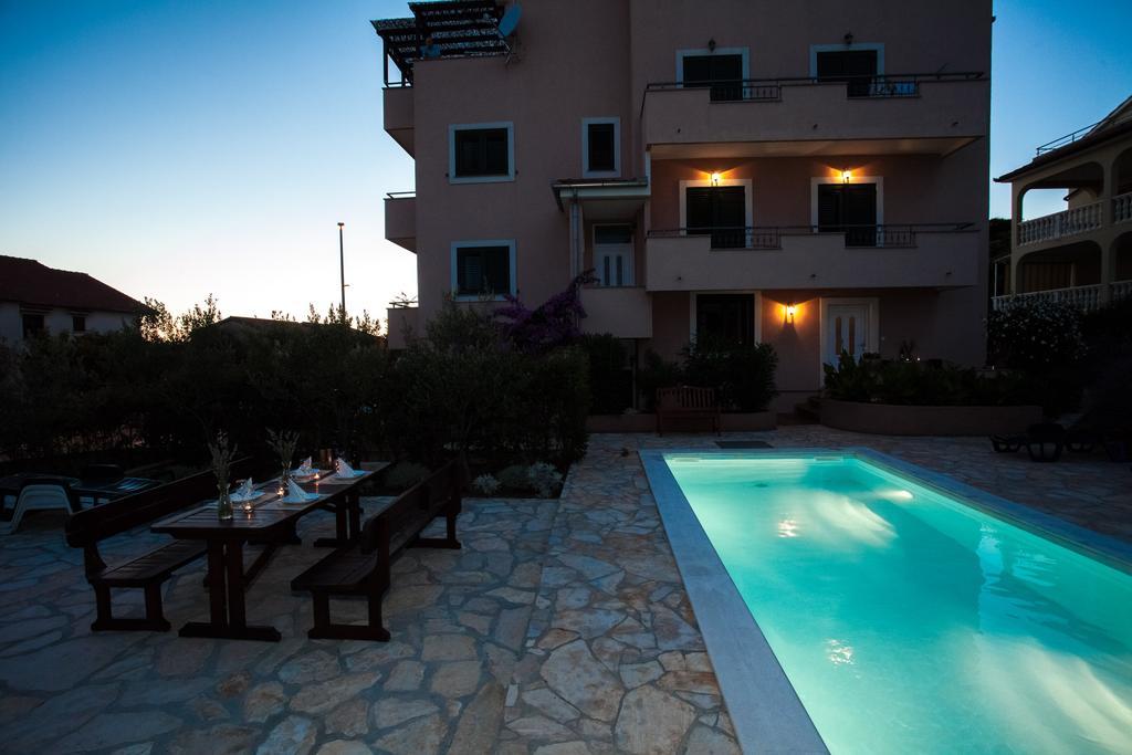Apartments Lara & Luka Задар Екстер'єр фото