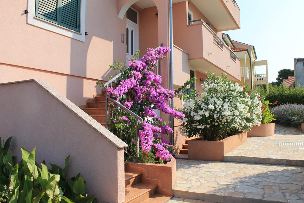 Apartments Lara & Luka Задар Екстер'єр фото